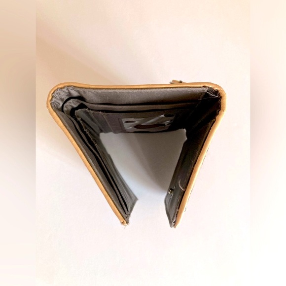 XOXO Wallet‎ - Picture 3 of 4